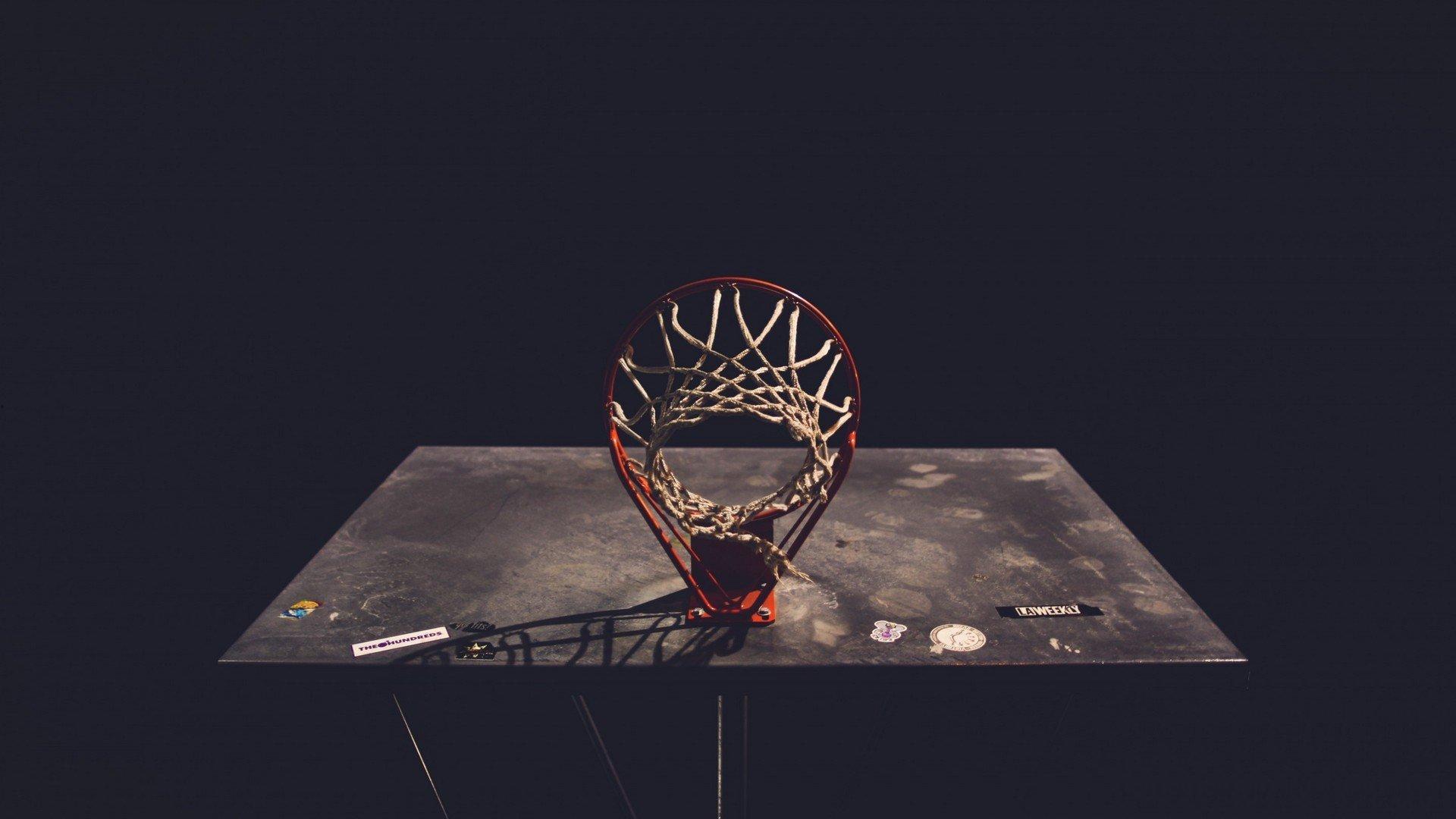 欧文幕后助力队友成长，布兰登盛赞，他给了我巨大帮助