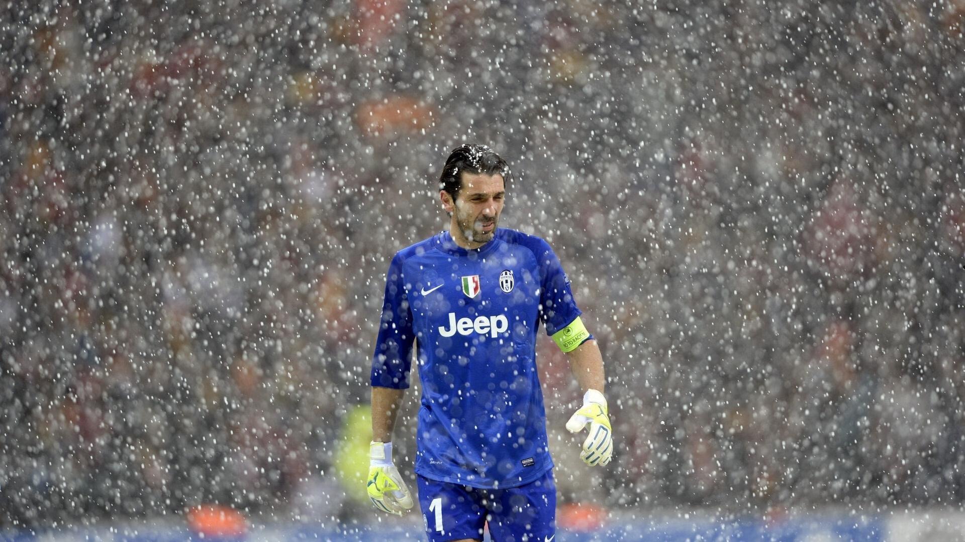 篮球新星引热议，张曼源点评杨瀚森身体天赋超约基奇，首轮秀前景引期待